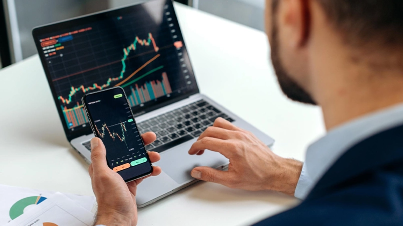 LarevixInvest Trading Plattform